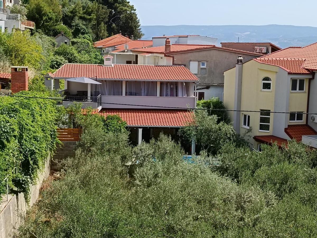 Villa Vlade- From The Heated Pool To The Beach In 1 Minute 耶塞尼采 外观 照片